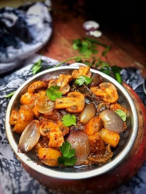Mushroom Do Pyaza