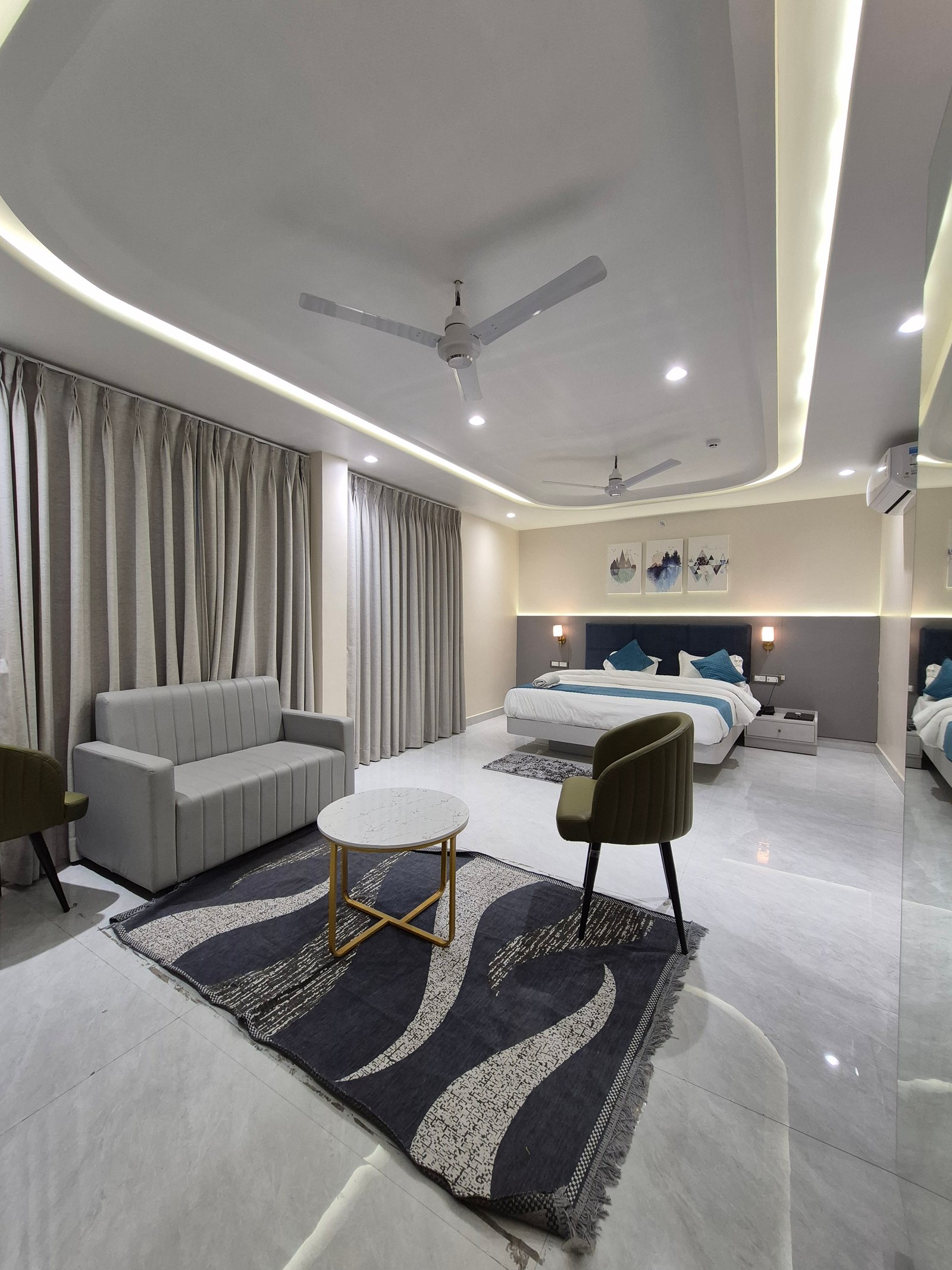 Room 208
